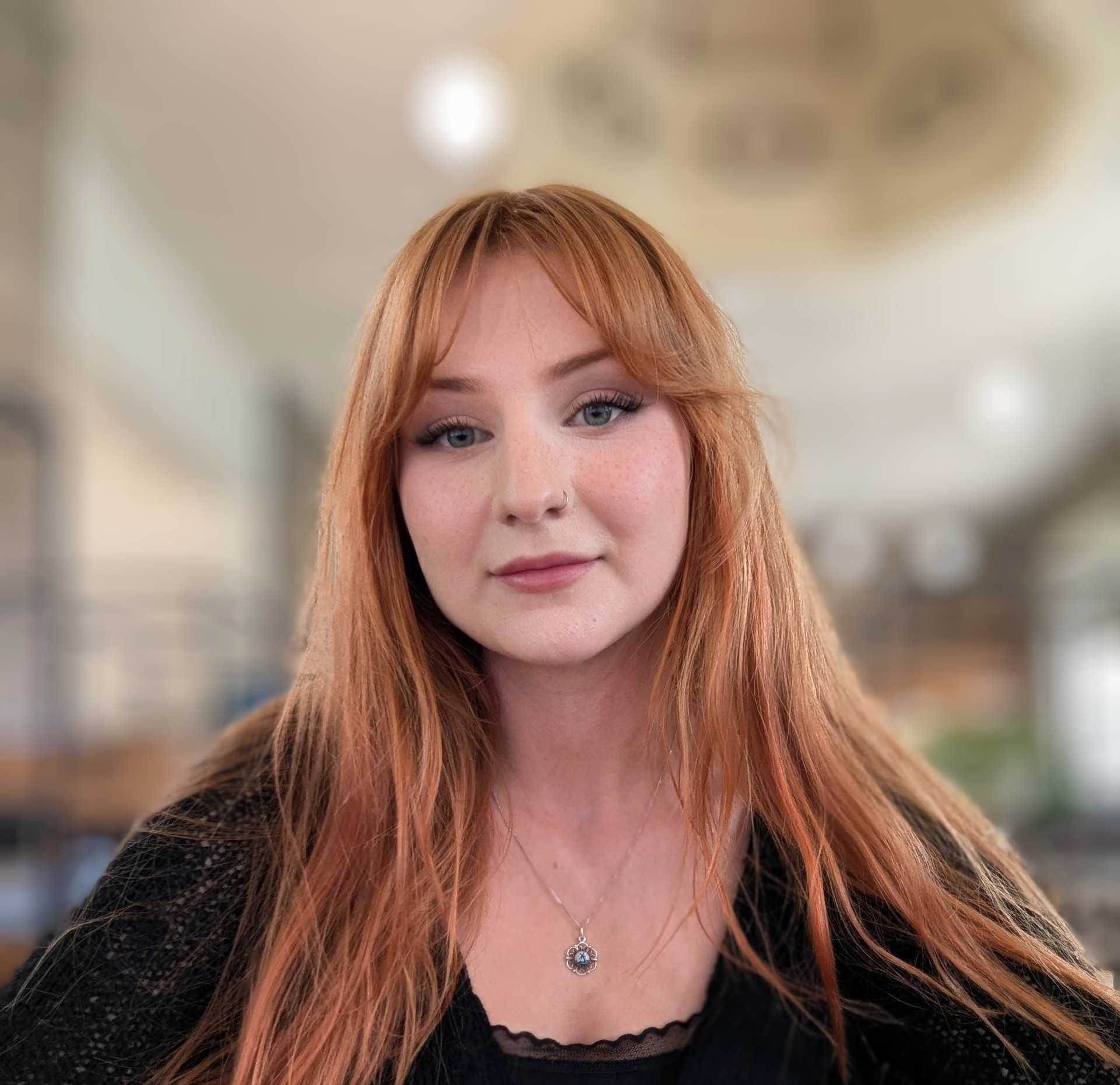 Feature image for Evelyn Curl